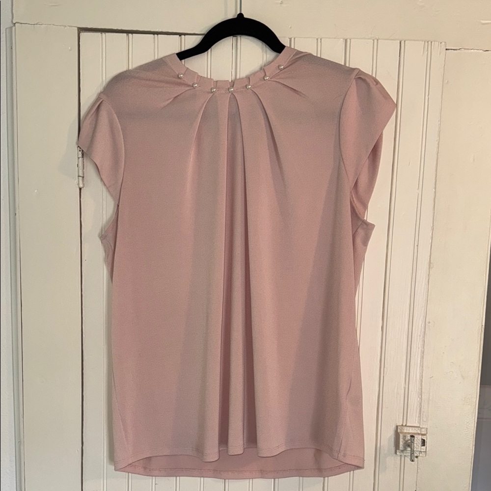 ELLE BLOUSE W/ PEARLS